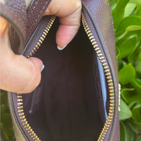 Coach Small Plum Leather Crossbody/Makeup Case - Picture 7 of 7